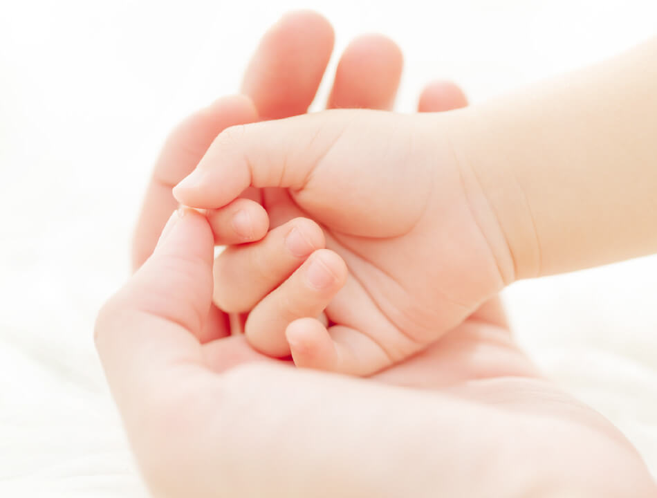 A special gift from mothers to babies deepens close relationship between the two.